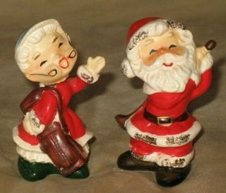 Vtg - Enesco Santa & Mrs Claus Golfing Salt Pepper Shakers Xmas Figurine - Japan