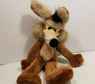 Vintage Warner Brothers Wile E Coyote Plush Stuffed Animal Mighty Star 16 Inch
