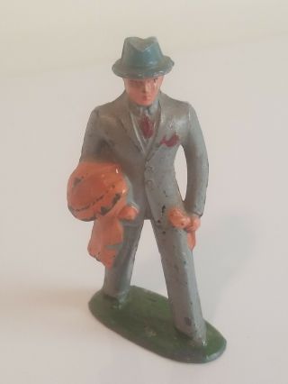 Vintage Manoil Barclay Metal Figure Man In Gray Suit Waiting For Train G11 Usa