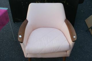 Soft Pink Upholstered Arm Chair Vintage Antique Pub Club Easy Sto