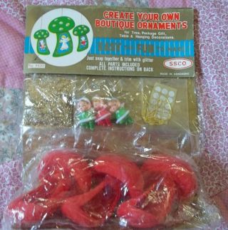 Vintage Ssco Ornament Kit,  Elves In Mushrooms,  Made In Hong Kong