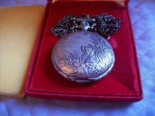 VINTAGE ANDRE RIVALLE 17 JEWELS POCKET WATCH HUNTING SCENE DOG DUCK SILVER TONE 3