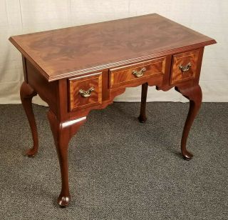 Ethan Allen Mahogany Petite Banded Queen Anne Style Lowboy Console Chest