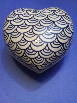Vintage Porcelain Heart Trinket Box Rubel Portugal Hand Painted Ring Jewelry