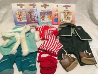 Vtg Teddy Ruxpin Bear Clothing Worlds Of Wonder Outfits Clothes 80s Books Tapes