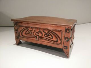 Arts & Crafts Copper & Wood Lined Box By J&f Pool Of Hayle,  Cornwall