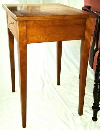 Night stand,  end table,  Federal,  Neoclassical,  cherry,  drawer,  27.  5 