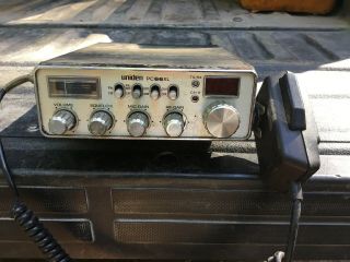 Vintage Uniden Pc66xl Cb Radio With Mic.