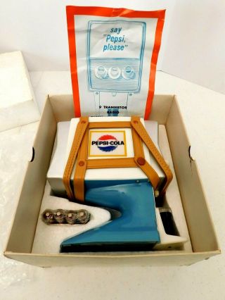 Vintage 1960s Pepsi Cola Antique Old Soda Machine Transistor Radio