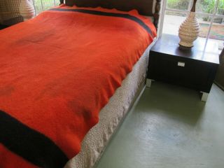 DIRTY,  Needs Cleaning/Laundering: Vintage NO LABEL Red & Black Wool Blanket FULL 2
