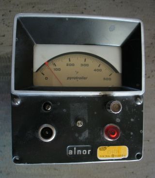 Vintage Alnor N - 19 Pyrotroller 0 - 500 Degree Temperature Control 120 - 240vac