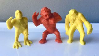 1960s Palmer Plastics Monsters Red King Kong,  Yellow It,  Wolfman Vintage Figures