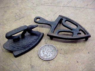 Vintage Miniature Cast Iron Sad Iron Swan / Duck W/ Trivet - Iron Art