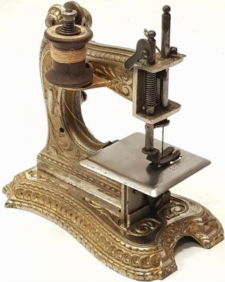 rare antique MINIATURE sewing machine MULLER Nº6 circa 1901 GERMANY 2