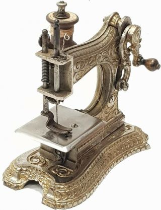 rare antique MINIATURE sewing machine MULLER Nº6 circa 1901 GERMANY 3