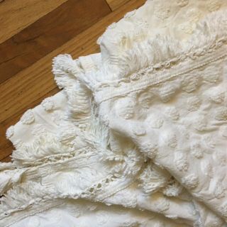 Vtg Blanket White Chenille Bedspread Twin ?Farmhouse Cottage Fringe 90x100 Great 3