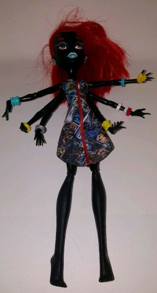 Monster High Doll Wydowna Spider Toysrus Tru Exclusive I Love Heart Fashion