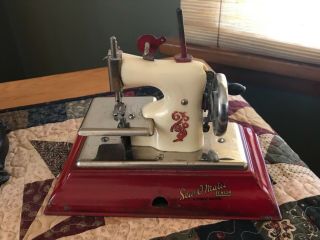 Vintage Sew - O - Matic By Straco Childs Sewing Machine Cute Red And White