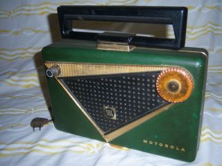 Vintage Motorola Model 55l2 Green Portable Tube Radio 1955 Mcm Great