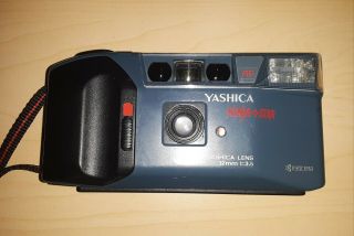 Yashica Ninja Star Af 32mm 1:3.  5 Vintage Point & Shoot Film Camera (camera)