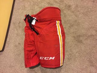 Tj Brodie Calgary Flames Game Worn Pro Stock Return Ccm Hp35 Retro Pants L