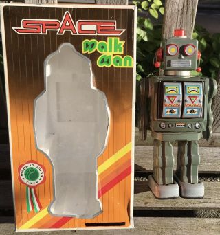 Vintage Me100 Space Walk Man Tin Toy Battery - Powered Robot 12 " - W/ Box,