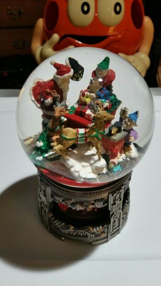 Vintage Large Santa Workshop Musical Snow Globe Mercuries 1994 Jingle Bells