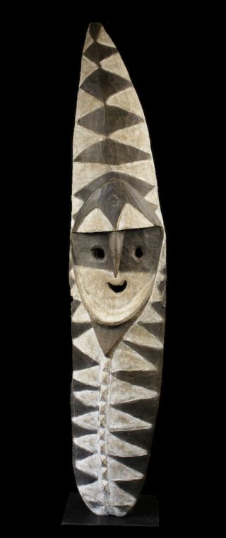 Figure Minja,  Oceanic Tribal Art,  Waskuk Hills,  Papua Guinea Carving