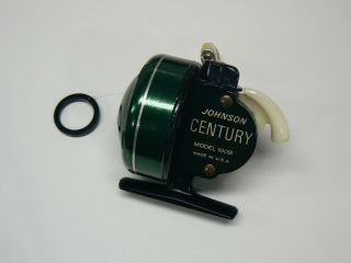 Vintage Johnson Century 100 B Spincasting Fishing Reel,  Made In Usa,