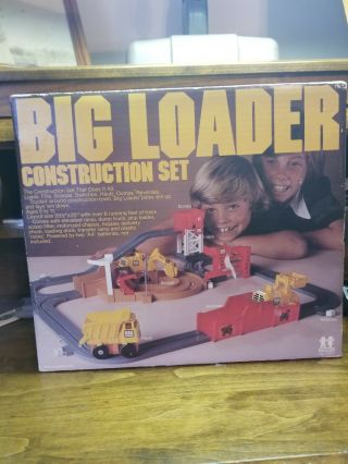 Vintage 1977 Tomy Big Loader 5001 Construction Set - Never Been Played With.