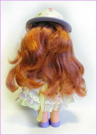 Mattel Cherry Merry Muffin BUBBLEGUM BECKY Doll Dress Hat Comb Muffins Paper Tag 2