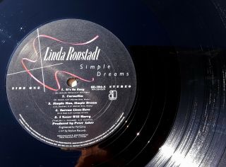 Vintage 1977 Linda Ronstadt Simple Dreams Record 33 LP vinyl album VG 3