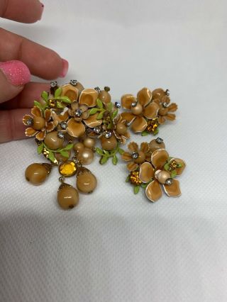 Vintage Tan Enamel Rhinestone Flower Cluster Earrings Brooch Set Jewelry
