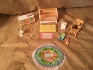 Vintage Tomy Smaller Homes Dollhouse Nursery Complete Set Baby &