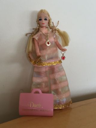 Vintage Topper Dawn Dolls Model Agency Dinah Doll 6.  5 Inch