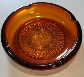 Vintage Amber Glass Round Heavy Ashtray With Pattern For Cigar Cigarette Stand ?