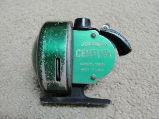 Vintage Johnson Century Model 100b Spinning Fishing Reel Spincast Green