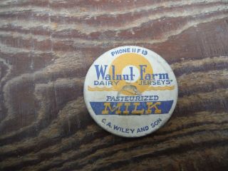 Vintage C.  A.  Wiley Walnut Farm Dairy Alma Michigan Milk Bottle Cap Rare
