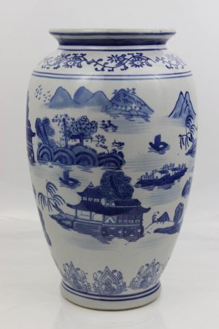 Antique 19th Century Chinese Hand Painted Large Vase 30x19cm Weighs 2kg