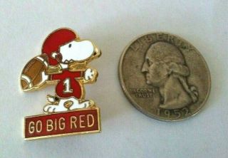 Vintage Snoopy Peanuts Gang Go Big Red Nebraska Huskers Ncaa Football Aviva Pin