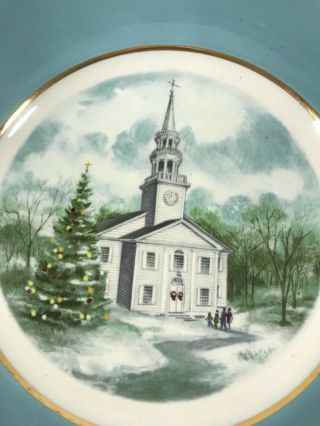 VINTAGE AVON COUNTRY CHURCH Christmas Plate 1974 Collectible Holiday Home Decor 3