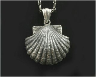 Vintage Mexican Sterling Silver Necklace W/ Scallop Shell Pendant - Size 18 "