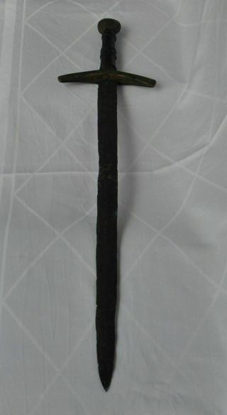 Sword of the Viking.  The Vikings.  Combat Sword.  82 cm 3