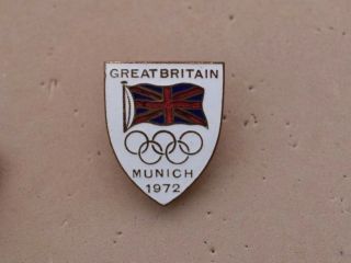 Vintage Munich 1972 Olympic Games Pin Badge Germany Sporting Event