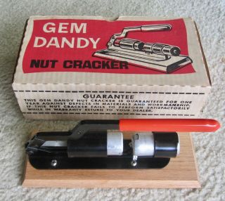 Vtg Gem Dandy Nut Cracker Lever Action Adjustable Sizes Rocket Org Box