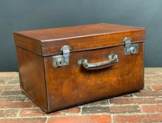 Immaculate Tan Leather English Antique Square Top Hat Hatbox Case Museum Conditi