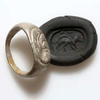 Circa 300 Bc Ancient Greek Silver Seal Ring With Lion Depiction - Power Symbol