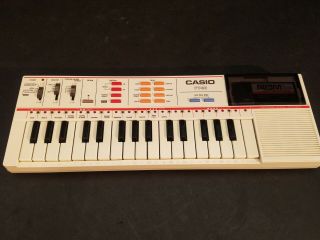 Good Vintage Casio Mini Keyboard Model Pt - 82 With World Songs Cartridge