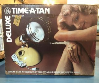 1970’s Vintage Ge Deluxe Time - A - Tan Sunlamp/suntanning Lamp Bulb & Timer