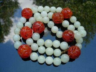 A Lovely Antique/vintage Chinese White Jade And Carnelian Beads Necklace
